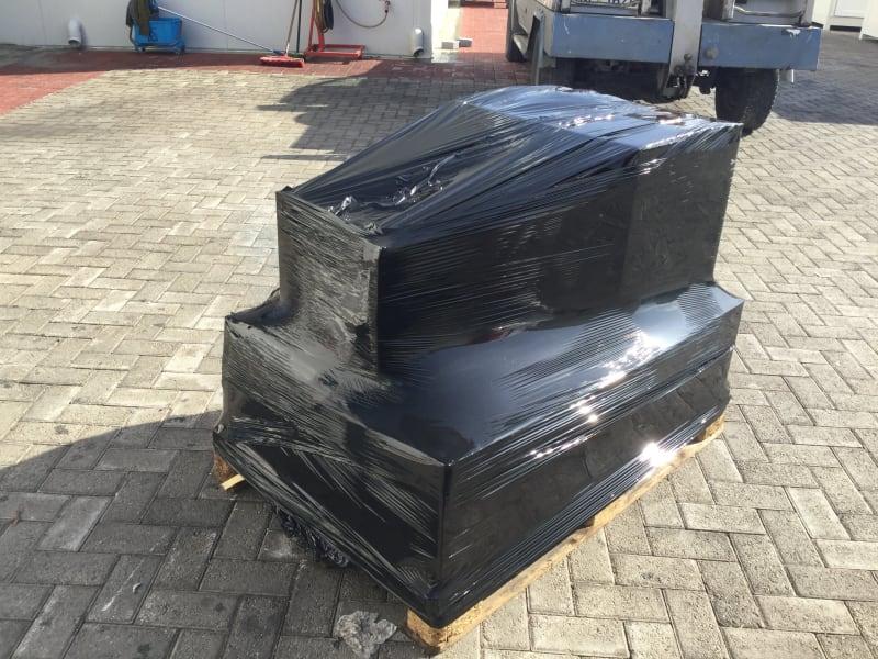 Små dyrkeres friske olivenolie kommer fra tidlig høst (Early Harvest)