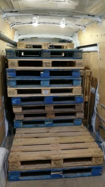 Små dyrkeres friske olivenolie kommer fra tidlig høst (Early Harvest)