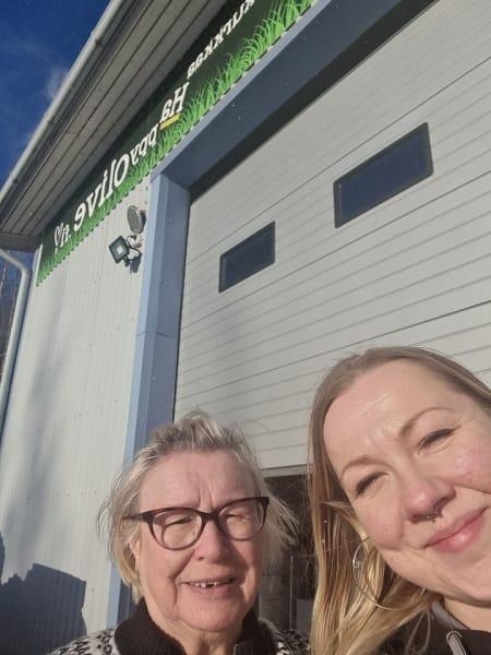 Små dyrkeres friske olivenolie kommer fra tidlig høst (Early Harvest)