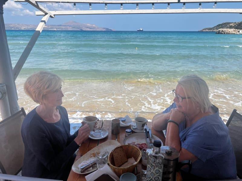 Små dyrkeres friske olivenolie kommer fra tidlig høst (Early Harvest)